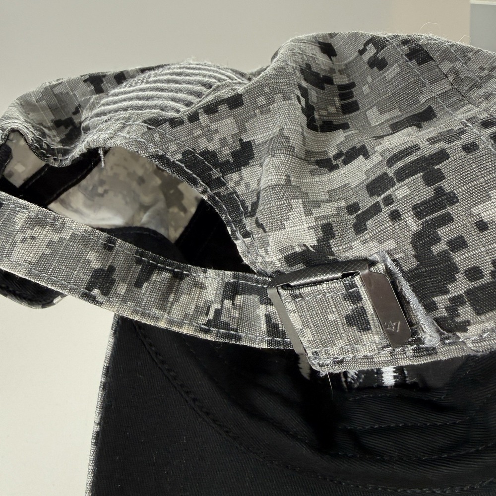 University of Michigan Wolverines '47 Digital Camo Hat OHT Black USA Flag OSFA - Picture 10 of 13